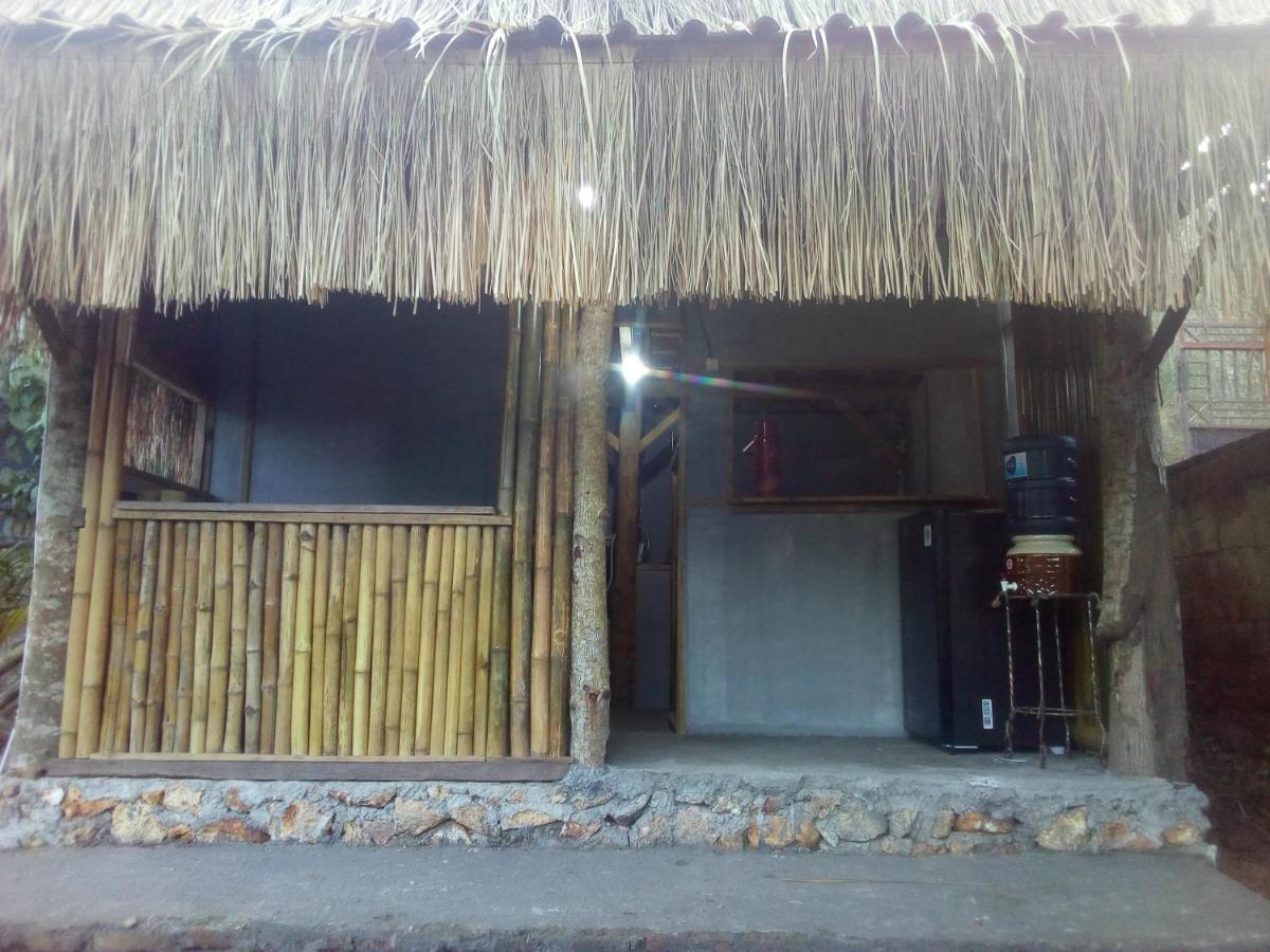 Ariata Arya Hostel Kuta  Kültér fotó